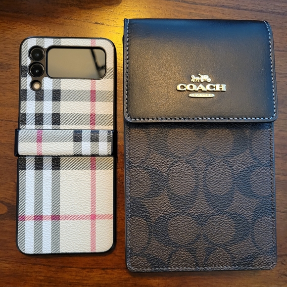 NWOT COACH North South Phone Crossbody Signature Canvas Black/Brown NO STRAP - Picture 5 of 7